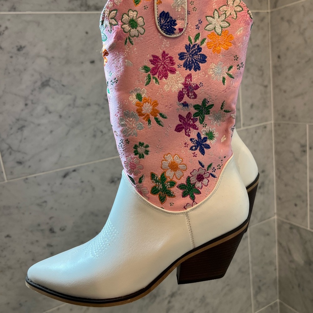 Floral Embroidered Pink and White Women's Boots